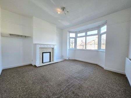 Wordsworth Avenue, Greenford - Photo 3