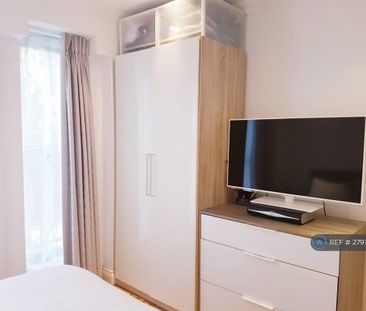 1 bedroom flat to rent - Photo 2