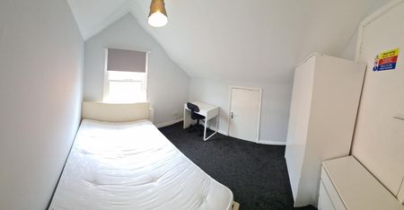 Saxby Street (6 bed) - Photo 4