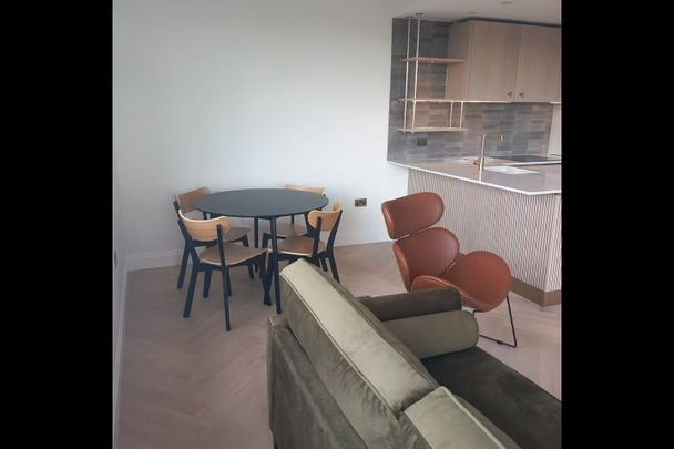 1 Bed Flat, Engine House Way, NW1 - Photo 1