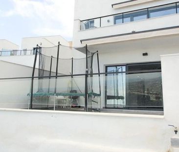 4 bedroom luxury Townhouse for rent in Marbella Del Este, Andalusia - Foto 4