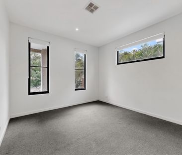18A Percy Street, Balwyn VIC 3103 - House For Rent | Domain - Photo 5