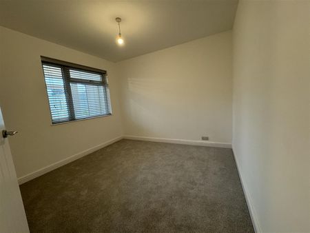 2 Bedroom Semi-Detached Bungalow - Photo 3