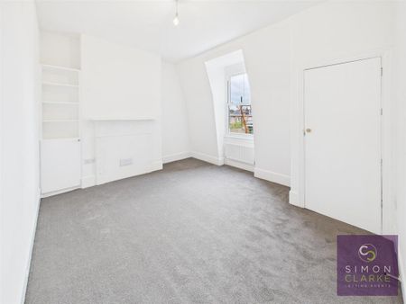 3 bedroom flat to rent - Photo 5