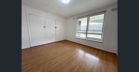 Modern 2 Bedroom Unit - Quiet Area - Photo 5