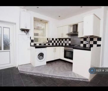 2 bedroom terraced house to rent - Photo 4