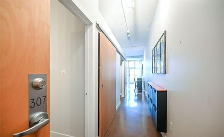 For Lease - 66 Bay Street Unit# 307, Hamilton, Ontario - Photo 4