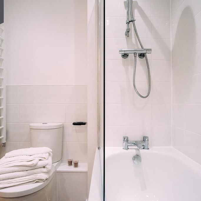 2 bedroom apartment to rent - Photo 1