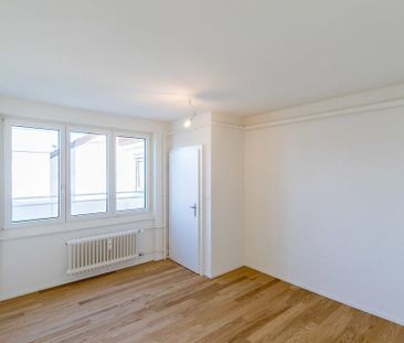 Renovierte 1-Zimmer-Mansarde im Herzen von Basel - Photo 2