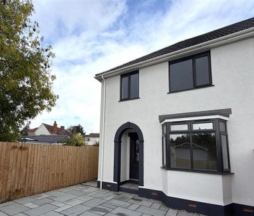 3 bedroom semi-detached house to rent - Photo 3