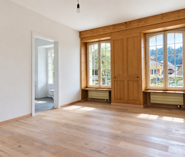 Grosszügig. Charmant. Besonders. – 4.5-Zimmer-Wohnung in Krauchthal - Photo 2