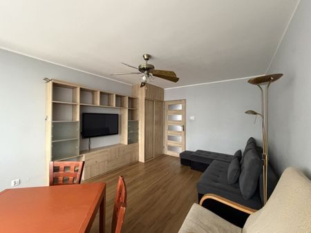 Metro M1, 3 sypialnie, Balkon, Blisko komunikacji 55 m² - Photo 4