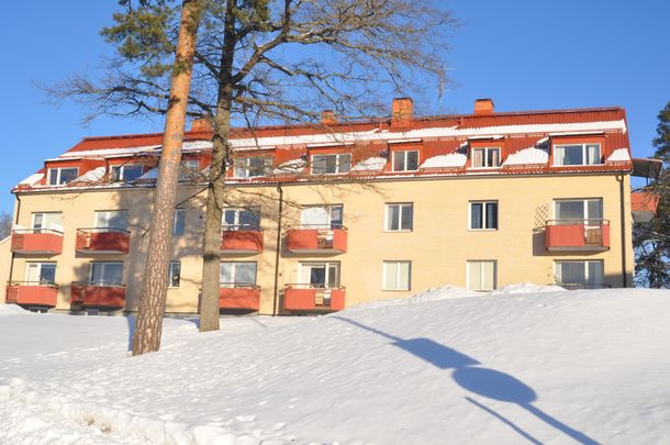 Bertilsvägen 4 B - Foto 1