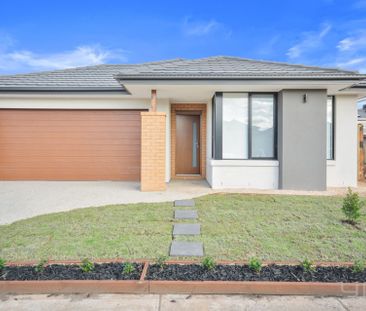 8 Mahatma Road, Werribee - Photo 4