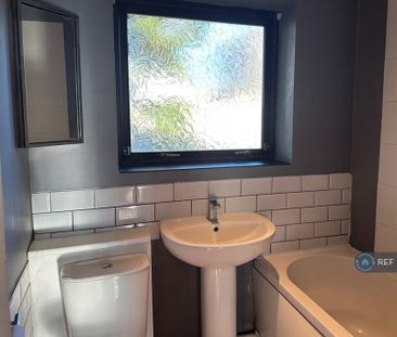 2 bedroom bungalow to rent - Photo 1