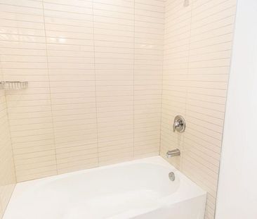 For Lease - 3220 William Coltson Avenue Unit# 628, Oakville, Ontario - Photo 3