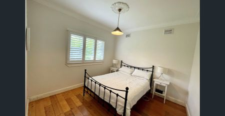 Guyong Cottage In Convenient Location! - Photo 5