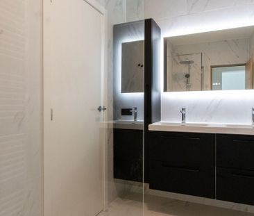 Appartement te huur in Antwerpen voor € 1.050 met 3 slaapkamers - Foto 3