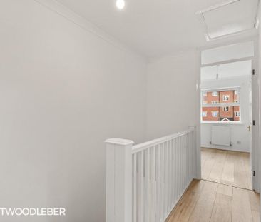 3 bedroom terraced house to rent - Photo 3