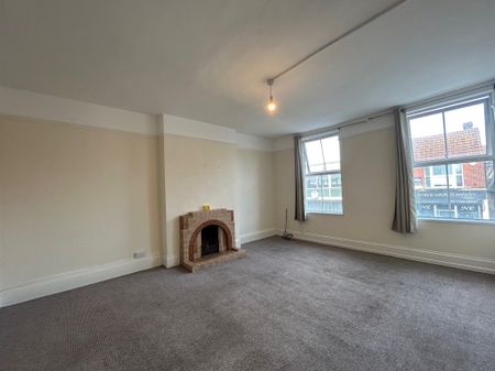 3 bedroom end of terrace to rent West Street, Fareham - Photo 4