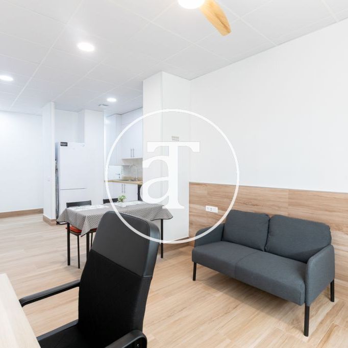 Monthly rental apartment with 1 bedroom, 1 bathroom in Latina - Photo 1