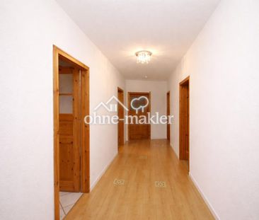 Große Familienwohnung mit 4 Zimmern und Balkon - Foto 5