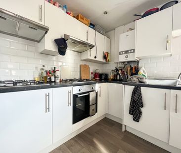 Pen-Y-Wain Road, Roath - Photo 3