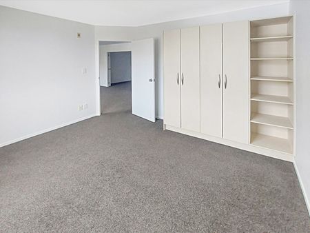 Mountain View Apartments - Photo 5