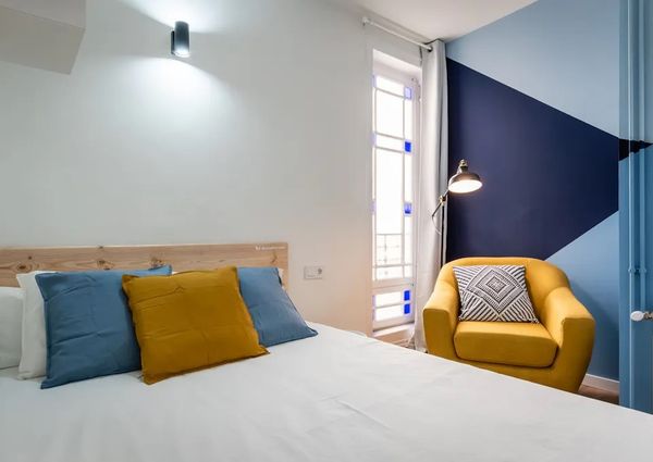 Ronda de Sant Pere, Barcelona, Catalonia 08010