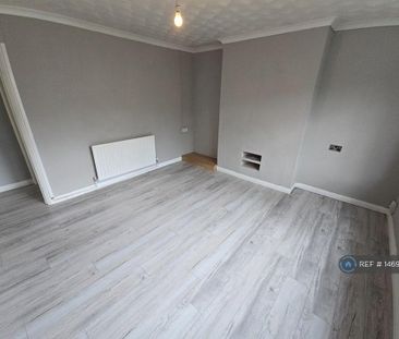 2 bedroom maisonette to rent - Photo 4