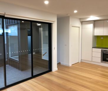 28A Normanby Street, Moonee Ponds VIC 3039 - Photo 2