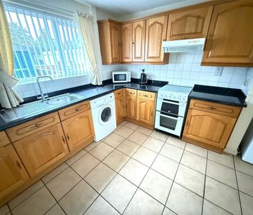 2 bedroom terraced house to rent - Photo 5