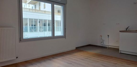 location Appartement T1 DE 27.68m² À REIMS - Photo 2