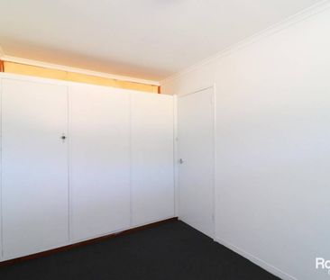 Freshly renovated - Photo 3