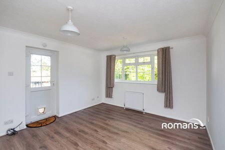 Heatherley Road, Camberley, GU15 - Photo 4