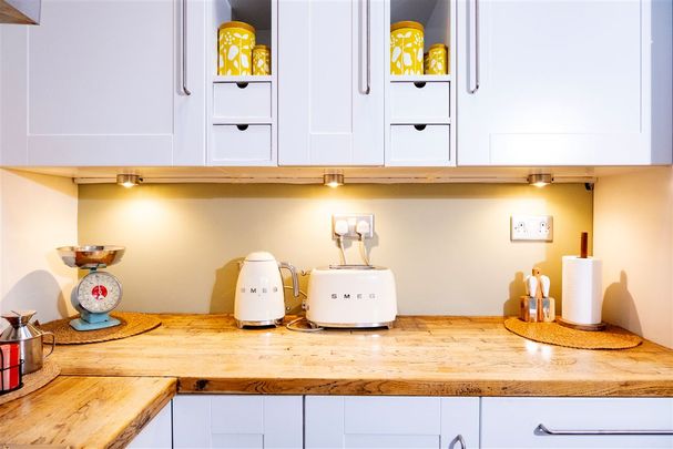 11 Longford Villas, Sallynoggin, Co.Dublin A96 PN30 - Photo 1