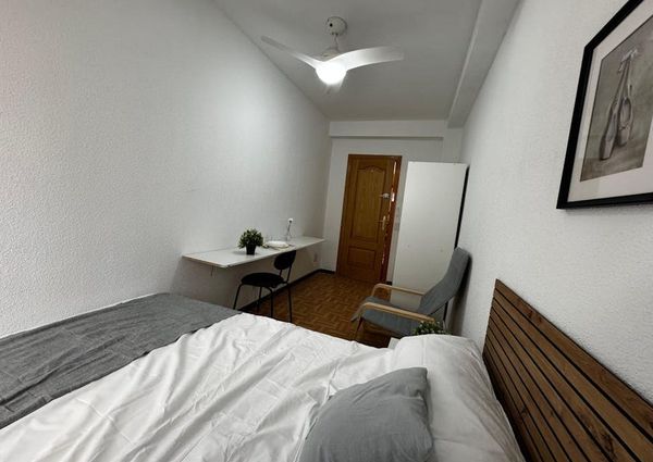 Calle Alejandro Sánchez, Madrid, Community of Madrid 28019