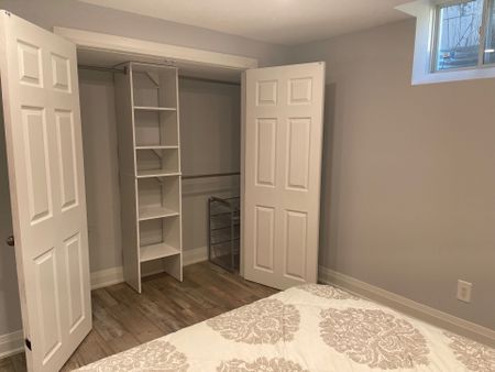 For Lease - 24 Stoneridge Court, Hamilton, Ontario - Photo 5