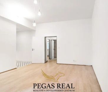 Pronájem bytu 2+kk 53 m - Fotografie 3