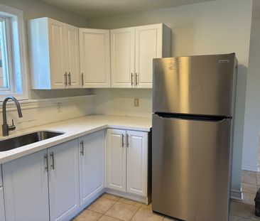 For Lease - 36 Merritt Street Unit# 1- Ground floor, St. Catharines... - Photo 3