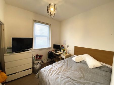 Outram Road, Southsea - Photo 2