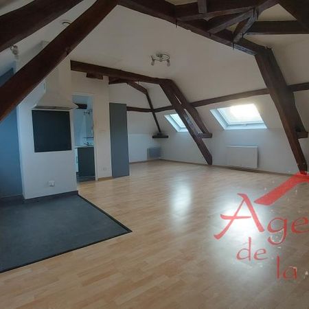 Location Appartement 1 pièce 35m² SEZANNE 51120 - Photo 4