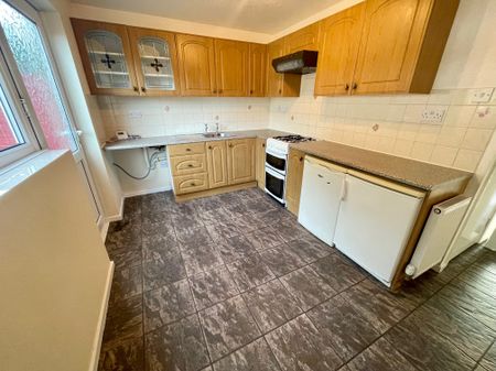 2 bedroom semi-detached to rent Timbersbrook Close, Oakwood - Photo 3