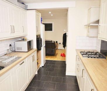 Redshaw Close, Fallowfield, Manchester, M14 - Photo 3