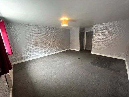 Market House, Denton, Manchester, M34 2GR - Photo 5