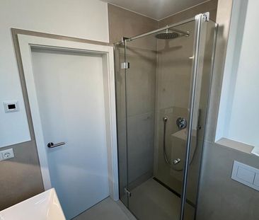 Erstbezug nach Sanierung – moderne 2-Zimmer-Wohnung mit Terrasse - Foto 1