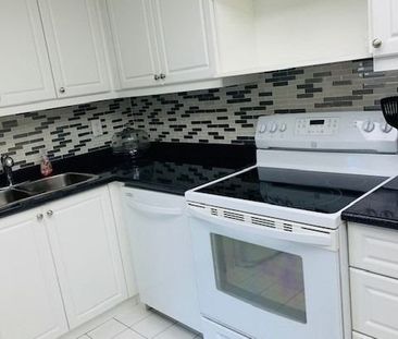 For Lease - 3700 Kaneff Crescent Unit# 1003, Mississauga, Ontario - Photo 5