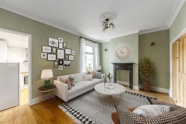 2 bedroom terraced house to rent - Photo 1