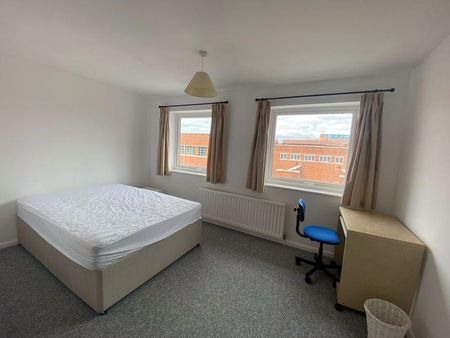 4 bedroom house share to rent - Photo 4