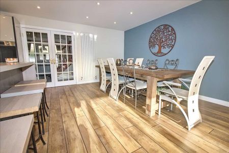 5 bedroom detached house to rent - Photo 5